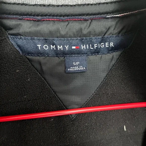 Tommy Hilfiger Men's Black and Gray Zip-Up jacket in size S - Picture 6 of 12